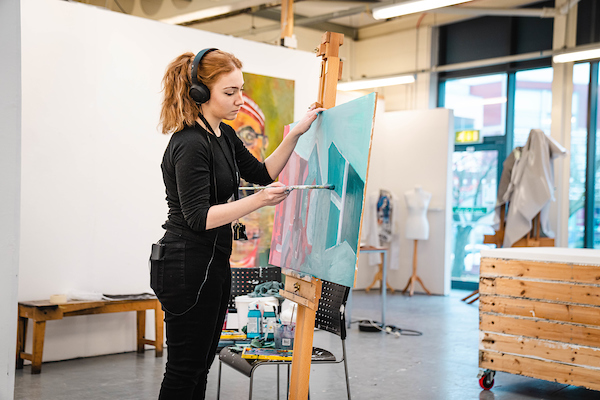 10 Reasons to Stay on and Do a Master’s Degree in Art 