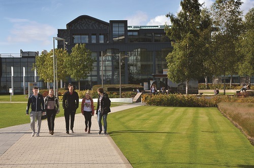 campus students walking HR