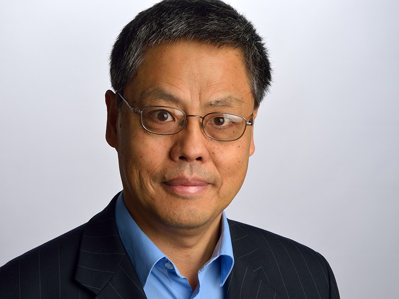 Junfeng Geng