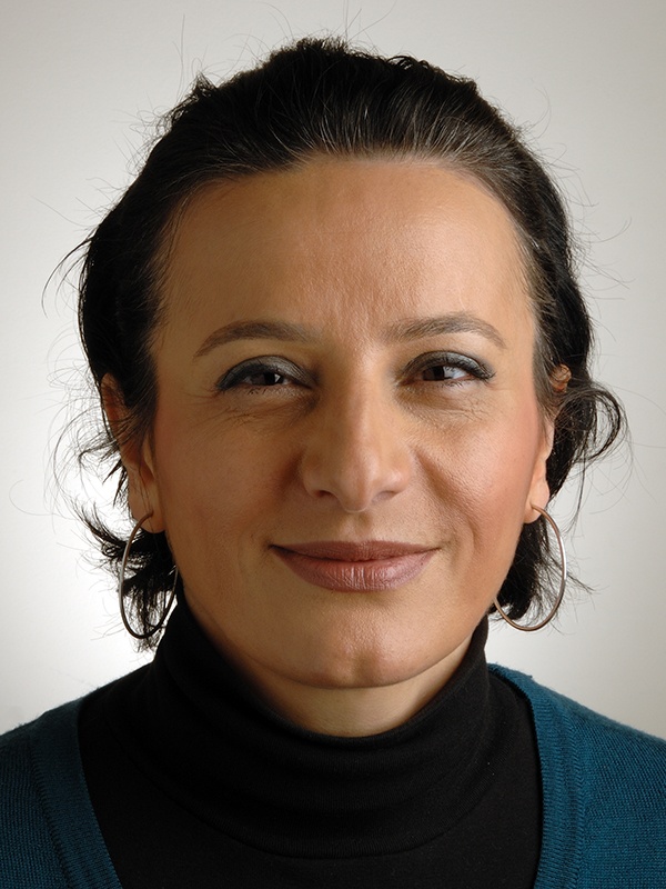 Nooshin Akrami2