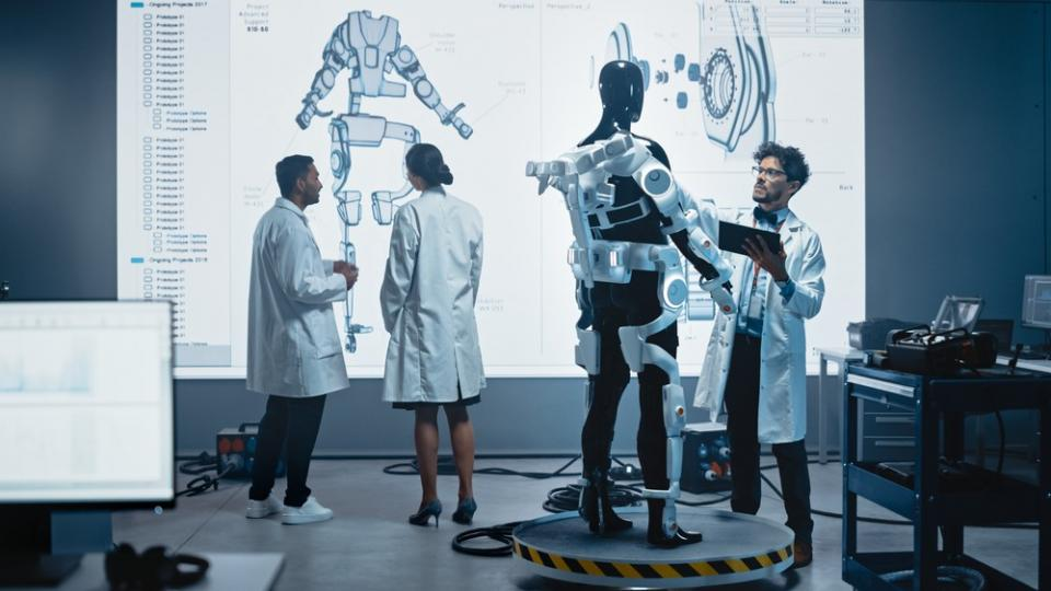 BIOMEDICAL ENGINEERING IN THE FIGHT AGAINST DISEASE