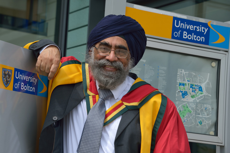 Consultant physician receives Honorary Doctorate from University