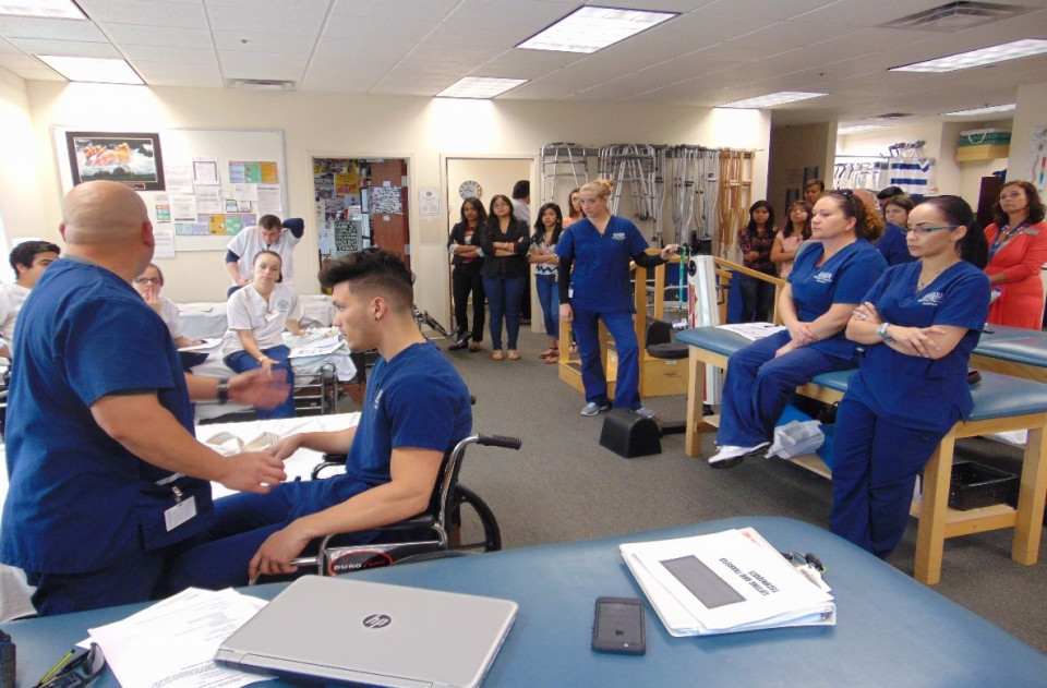 NAVIGATING CLINICAL ROTATIONS: TIPS FOR NURSING STUDENTS